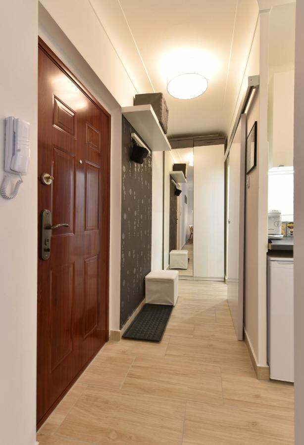 Kiralykut 1 Apartman - Ingyen Parkolas, Bicajok, Ac Szekesfehervar Exterior photo