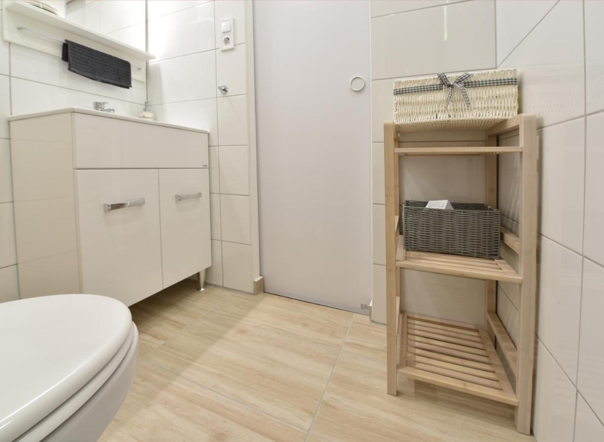 Kiralykut 1 Apartman - Ingyen Parkolas, Bicajok, Ac Szekesfehervar Exterior photo